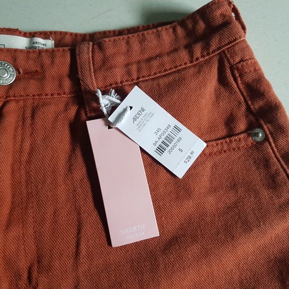 NWOT Ardene Rust Colored Denim Shorts Size 5 - Picture 2 of 3